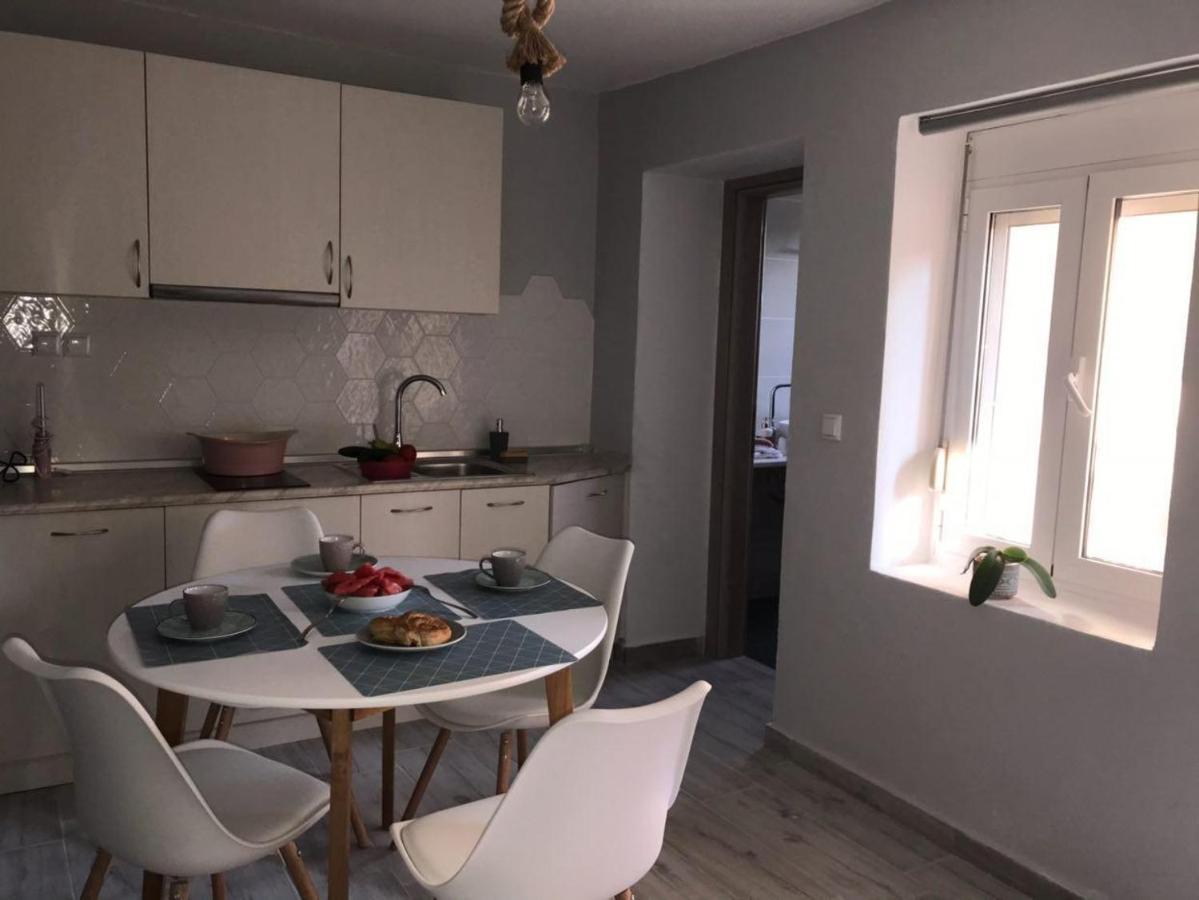Harmony Apartment Nea Karvali Bagian luar foto